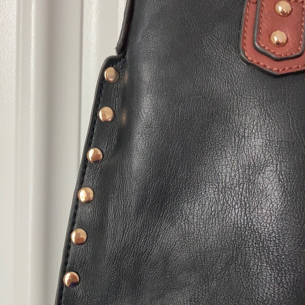 Handbag - Picture 3 of 6